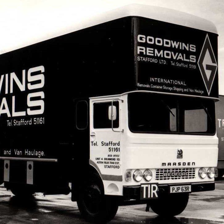 Historic Goodwins moving van – Image 1