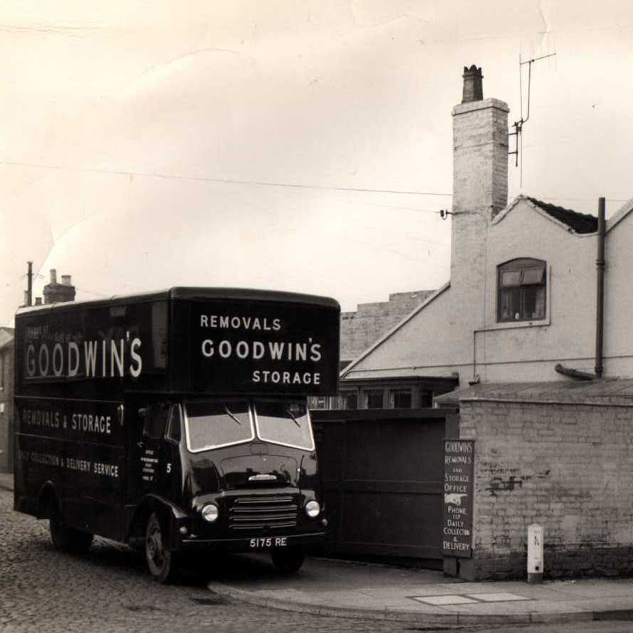Team member preparing for a move – Image 8