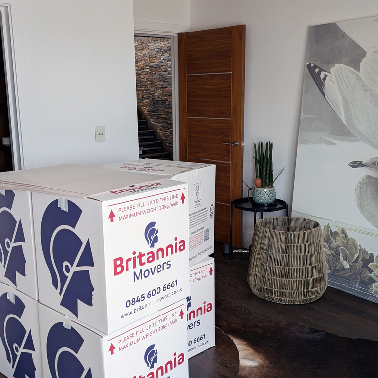 Furniture packed for removals – Image 4